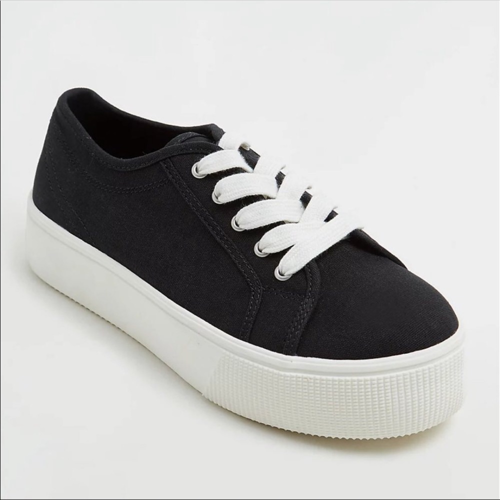 Black Platform Shoes